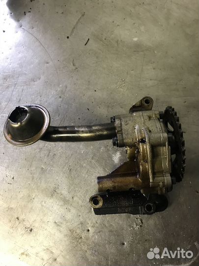 Масляный насос BSE 1.6 Skoda Audi Volkswagen