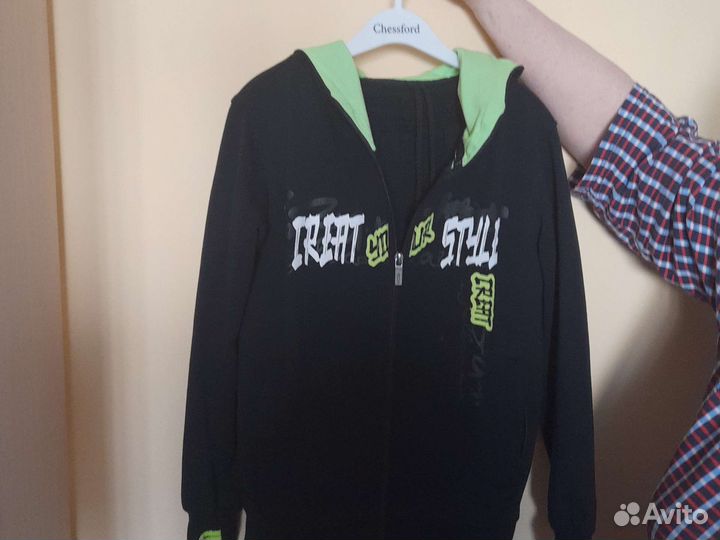 Спортивный костюм для мальчика 146м