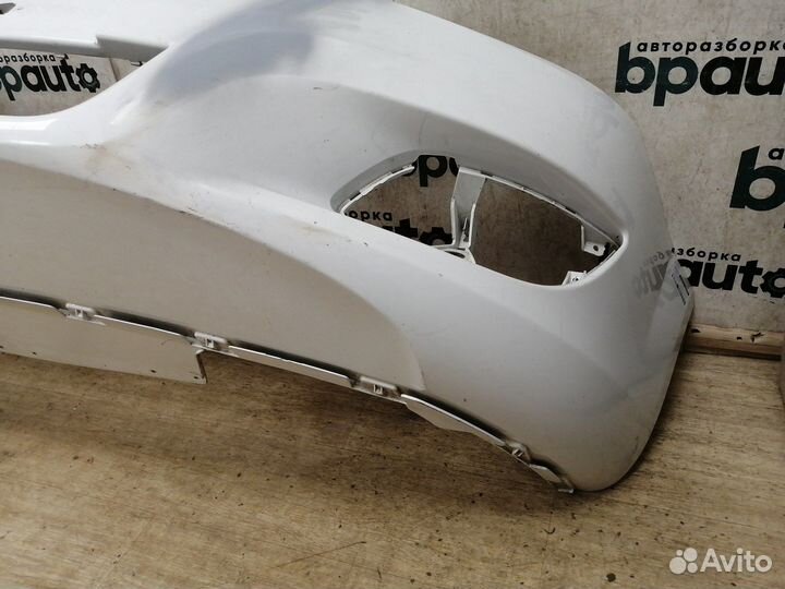 Бампер передний бп, бо 13247273 Opel Zafira B рест