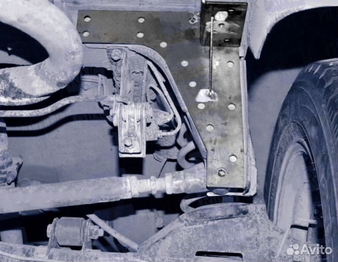 Усилитель кронштейна тяги панара для Ваз 2121