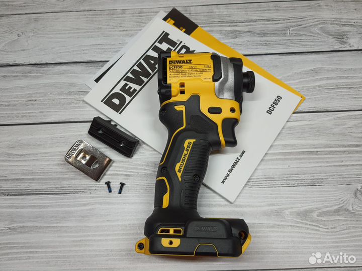 Винтоверт DeWalt DCF850 208Нм Европа оригинальный