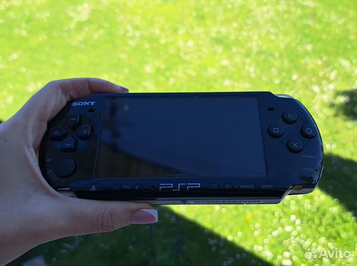 Sony playstation portable 3001