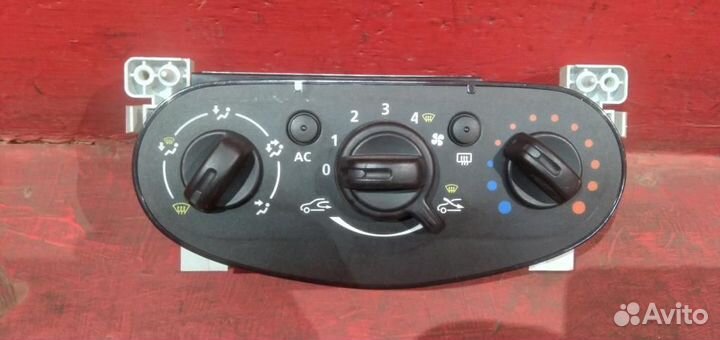 Сандеро блок управления печкой Sandero 1 Логан