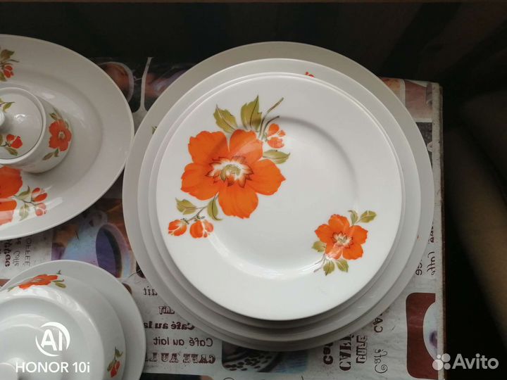 Набор столовой посуды