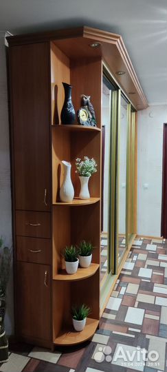 Шкаф прихожая и Комод с зеркалом