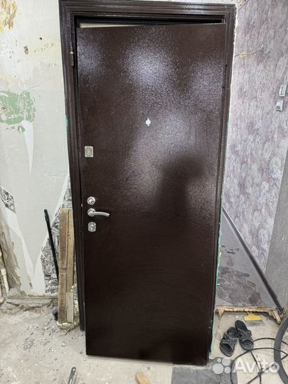 Дверь входная бу