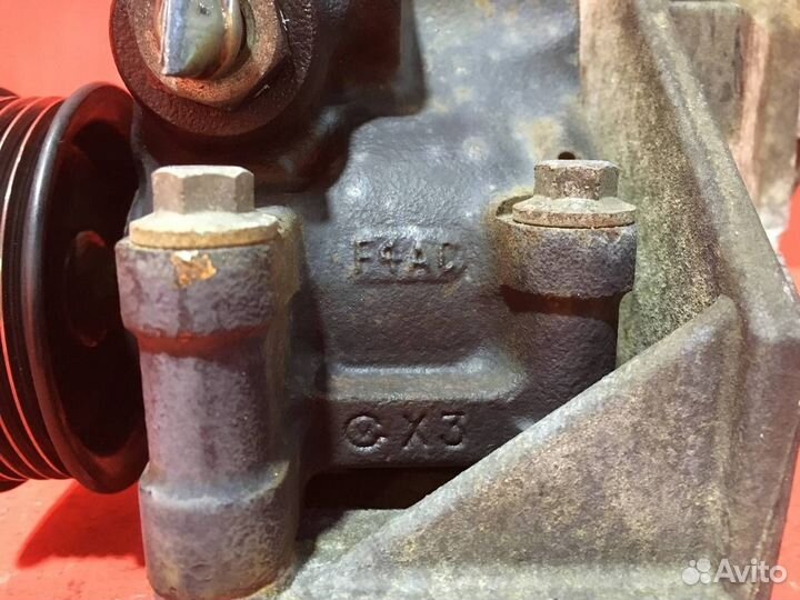 Насос гура для Ford Fiesta fxjb (Б/У)