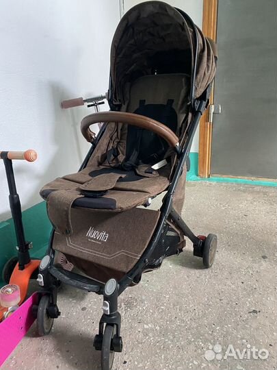 Коляска детская Nuovita Giro Lux