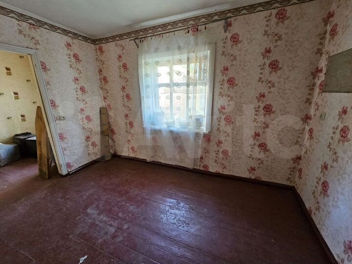 Дом 30 м² на участке 3,1 сот.