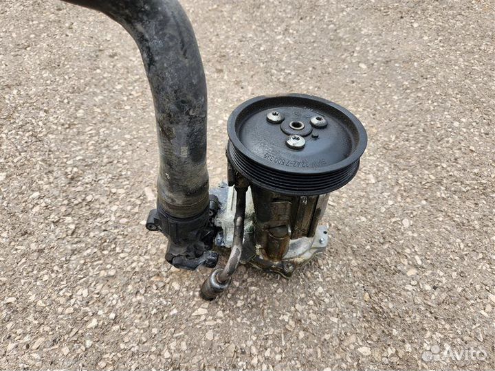 Компрессор кондиционера Bmw 3 E90 N46B20 2013