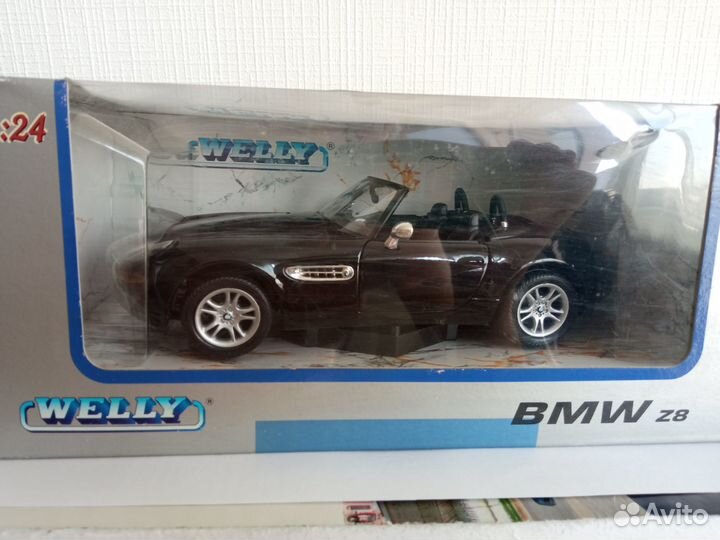 Модель BMW - Z8. 1:24