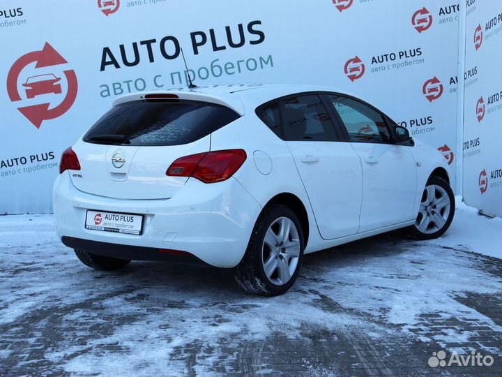 Opel Astra 1.6 AT, 2010, 218 000 км