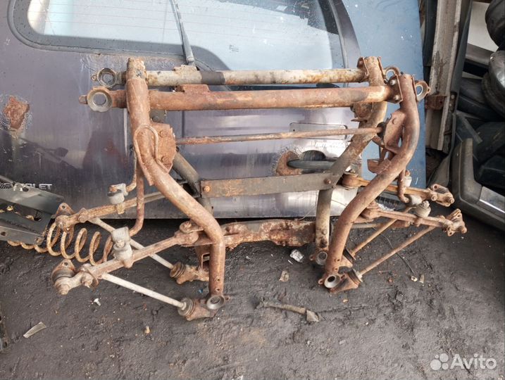 Подрамник ваз ока 1111