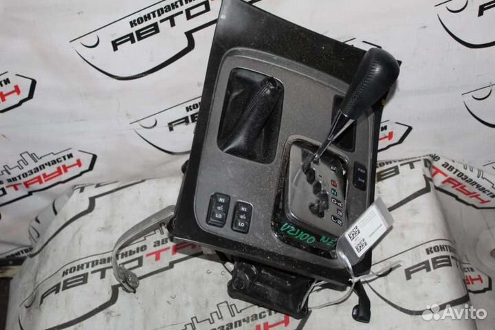 Ручка кпп toyota lexus land cruiser LX470 UZJ100W