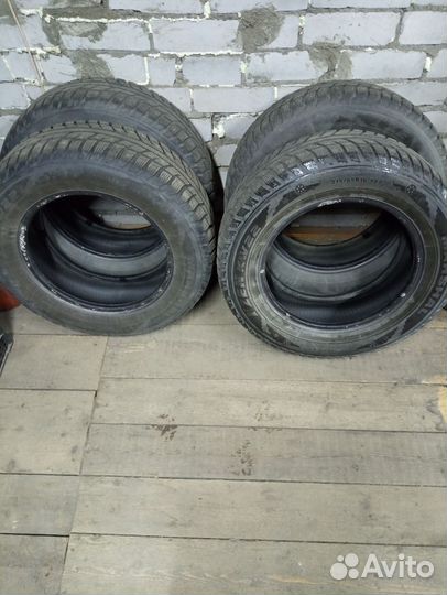 Marshal I'Zen KW22 215/65 R16 98T