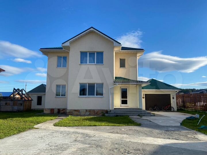 Коттедж 175 м² на участке 13 сот.