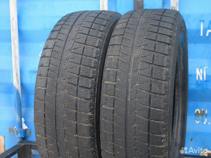 Bridgestone Blizzak Revo GZ 225/60 R17