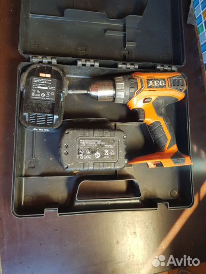 Шуруповерт перфоратор AEG 18В