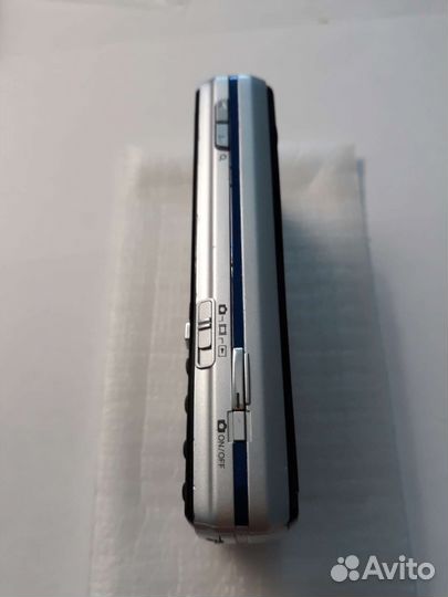 Телефон Sony Ericsson