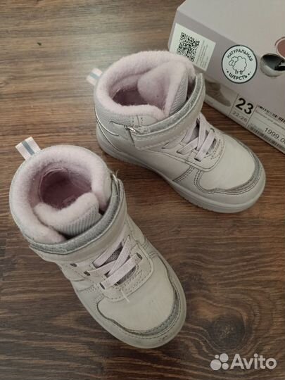 Кроссовки утепленные для девочки