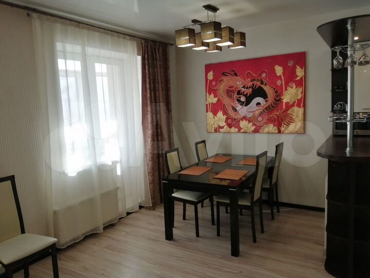 2-к. квартира, 70 м², 8/14 эт.