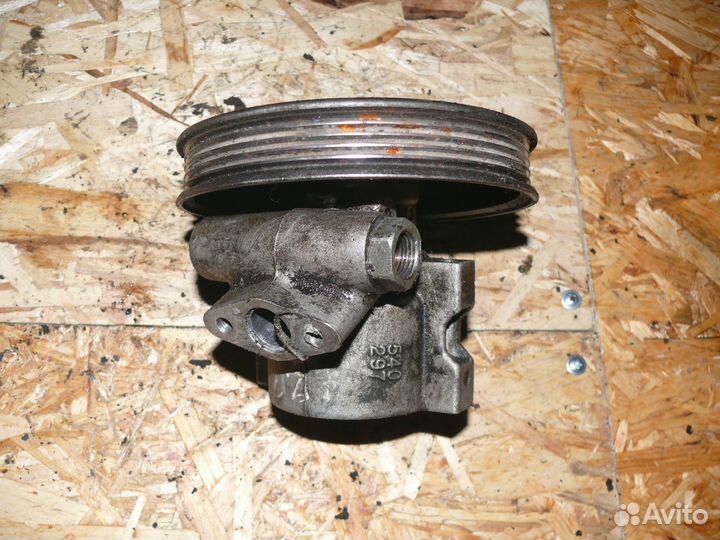 Насос гур Daewoo Nexia 2005 г 1,5 л