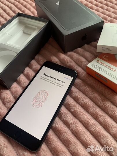 Телефон iPhone 8 Plus 64Gb Black