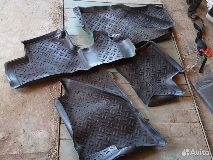 Автомобильные коврики granta