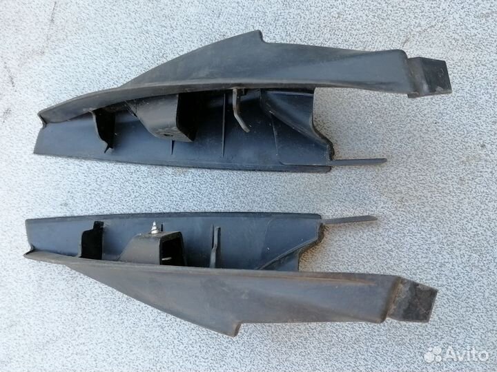 Накладка уголок зеркала Mitsubishi Lancer 9