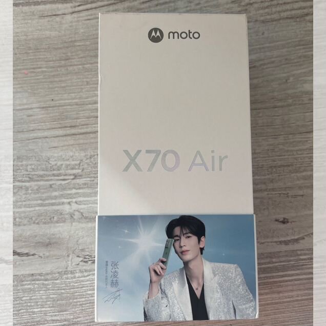 Motorola Moto X70 Air, 12/256 ГБ, 2 SIM
