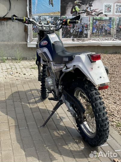 Yamaha XT225W Serow