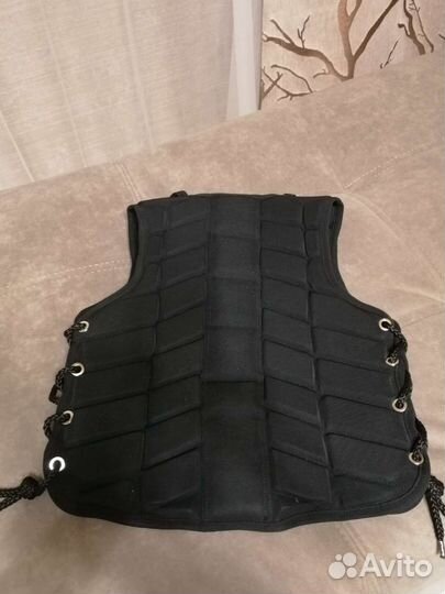 Жилет для конного спорта