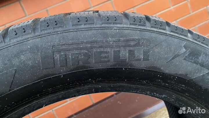 Pirelli Ice Zero 255/50 R19