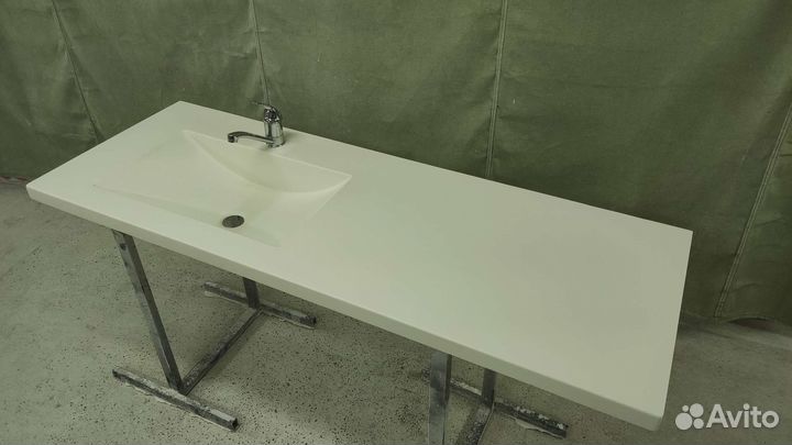 Продам столешница с мойкой для ванной