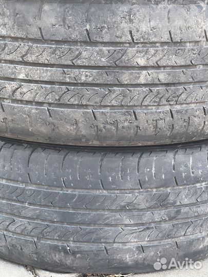 Roadstone ST-701 215/55 R17 94