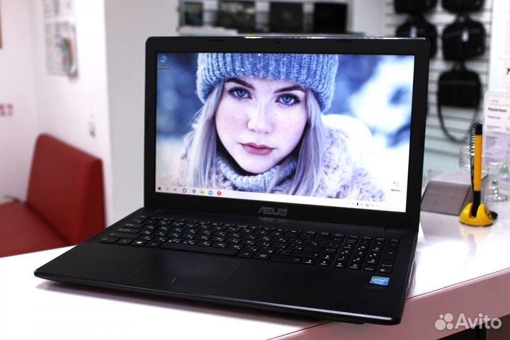 Ноутбук Asus X551