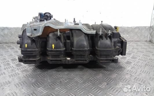 Впускной коллектор бензиновый lexus LS 4 (3KR09C60