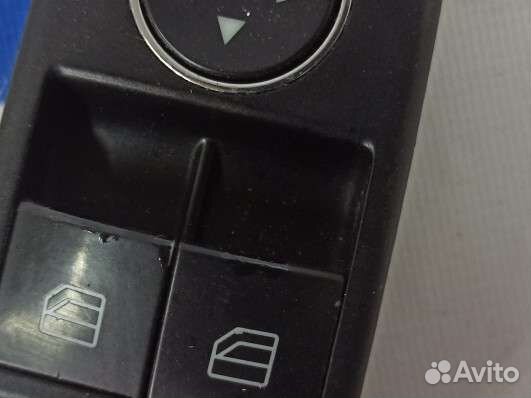 Блок управления стеклоподъемниками Mercedes w204