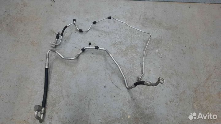 Трубки кондиционера Фольксваген Гольф 6