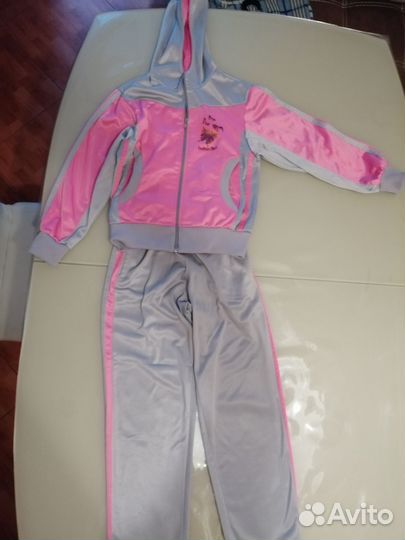 Спортивный костюм