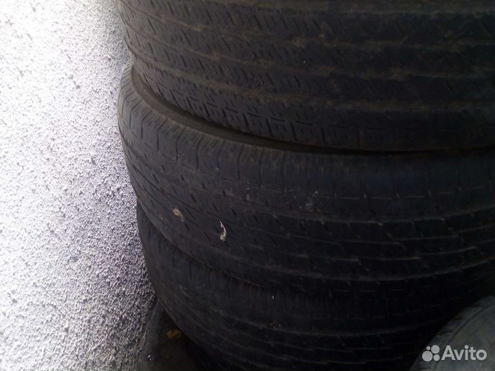 Nitto Therma Spike 225/65 R17