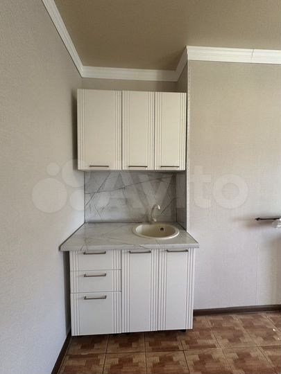 1-к. квартира, 42 м², 8/10 эт.