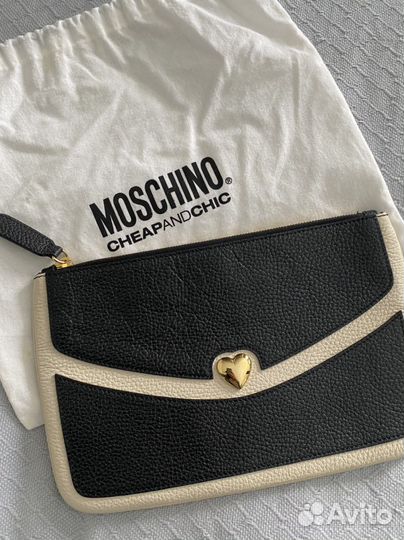 Кожаная сумка (клатч Moschino)