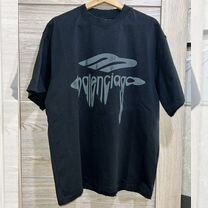 Футболка Balenciaga