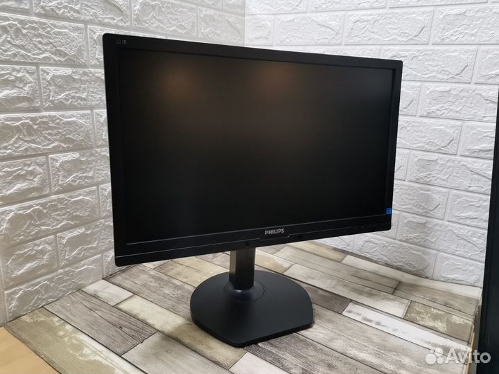 Монитор Philips 21.5