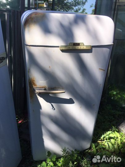 Холодильник ЗИЛ