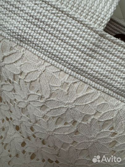 Белая кружевная сумка