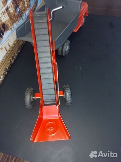 Игрушки С.С С.Р. Челябинец