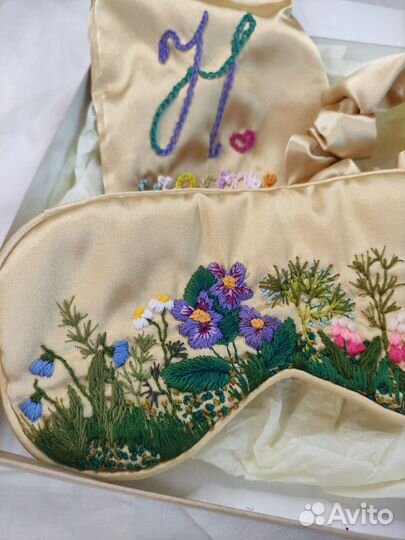 Шелковые маски для сна с ручной вышивкой