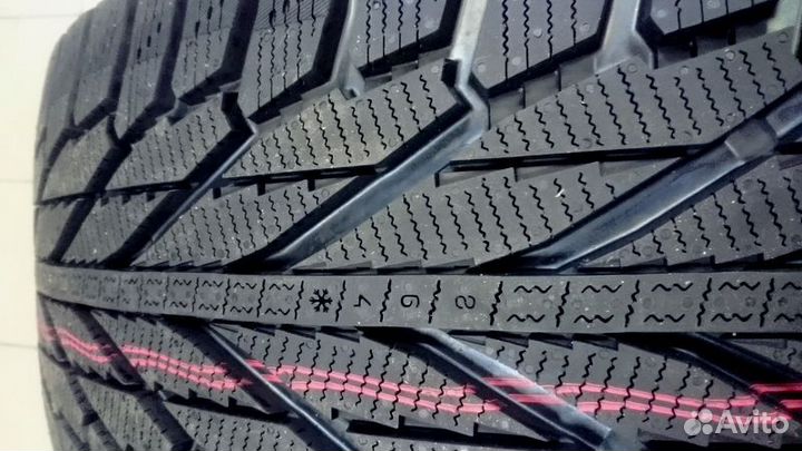 Nokian Tyres Hakkapeliitta R2 235/60 R17 106R